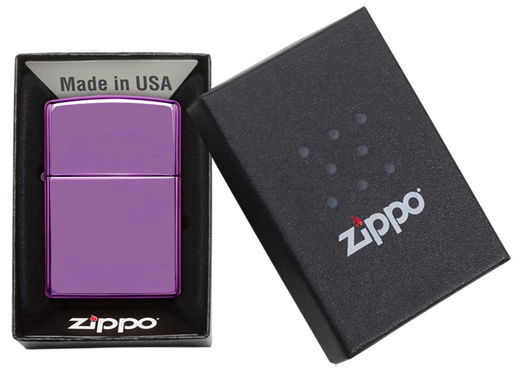 Vooraanzicht Zippo Aansteker Abyss Paars Glanzend in Open Geschenkverpakking