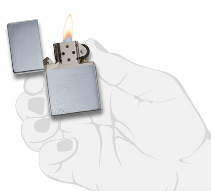 Vooraanzicht Vintage Chroom geborsteld met twee decoratieve schuine strepen in beide hoeken geopend met vlam in gestileerde hand
