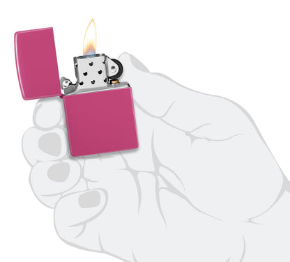 Zippo Feuerzeug sanftes Pink Frequency Basismodell geöffnet mit Flamme in stilisierter Hand