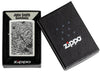 Zippo aansteker vooraanzicht wit mat met illustratie van een libel in de stijl van Aboriginal kunst in open doos