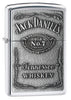 Vooraanzicht 3/4 hoek Zippo-aansteker High Polish Chrome met Jack Daniel's embleem