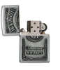 Vooraanzicht Zippo-aansteker High Polish Chrome met Jack Daniel's embleem open