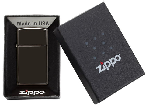 Vooraanzicht Zippo aansteker Slim High Polish Chrome basismodel zwart in open geschenkdoos