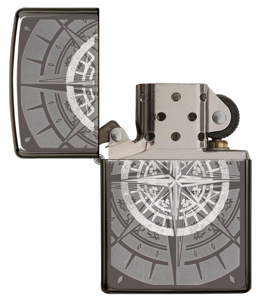 Vooraanzicht Zippo aansteker Black Ice met kompas geopend