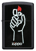 Zippo Feuerzeug Frontansicht schwarz matt mit Abbildung von Zippo Feuerzeug in einer Hand und Zippo Logo