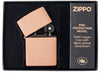 Zippo aansteker basismodel in geborsteld massief koper en zwart inzetstuk in open doos
