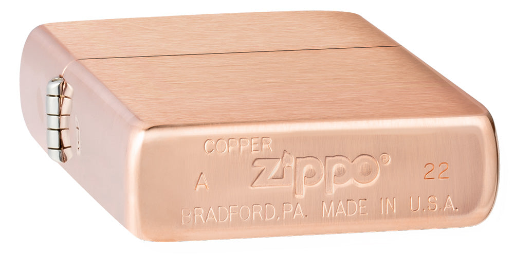 Zippo Aansteker Grondstempel Basismodel in Geborsteld Massief Koper en Zwart Inzetstuk