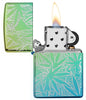 Zippo Aansteker 360 Graden Design Hoogglans Groen met Hennepbladeren en Paddestoelen Geopend met Vlam