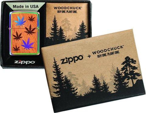 Zippo Woodchuck met hennepbladeren in open doos
