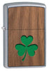 Vooraanzicht 3/4 hoek Zippo Woodchuck met groen klaverblad