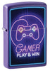 Vooraanzicht 3/4 hoek Zippo-aansteker paars met controller en het opschrift Play & Win