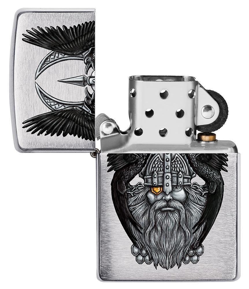 Vooraanzicht Zippo-aansteker geborsteld chroom met hoofd van vader van de goden Odin open