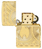 Zippo-aansteker muntontwerp met de Zippo-vlam op een munt met bogen van cirkels in diepe gravure geopend zonder vlam