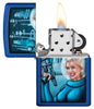 Zippo Aansteker Retro Futuristische Koningsblauwe Pinup Vrouw Met Ray Gun Web Debuut Geopend Met Vlam
